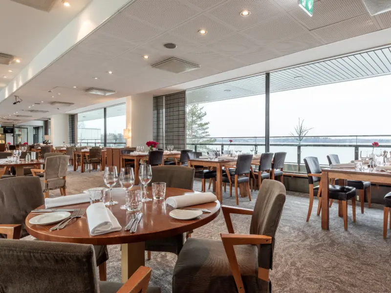 Hilton Helsinki Kalastajatorppa – Ravintola Meritorppa